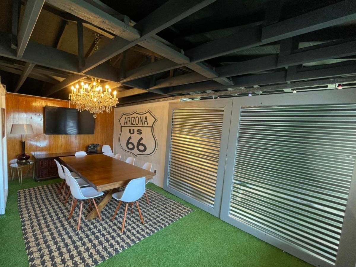The Aztec Motel & Creative Space Seligman Bagian luar foto